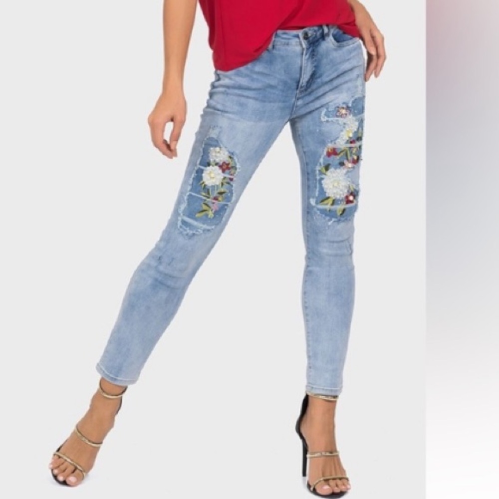 Joseph Ribkoff floral/pearls/crystals embroidered jeans sz 6
